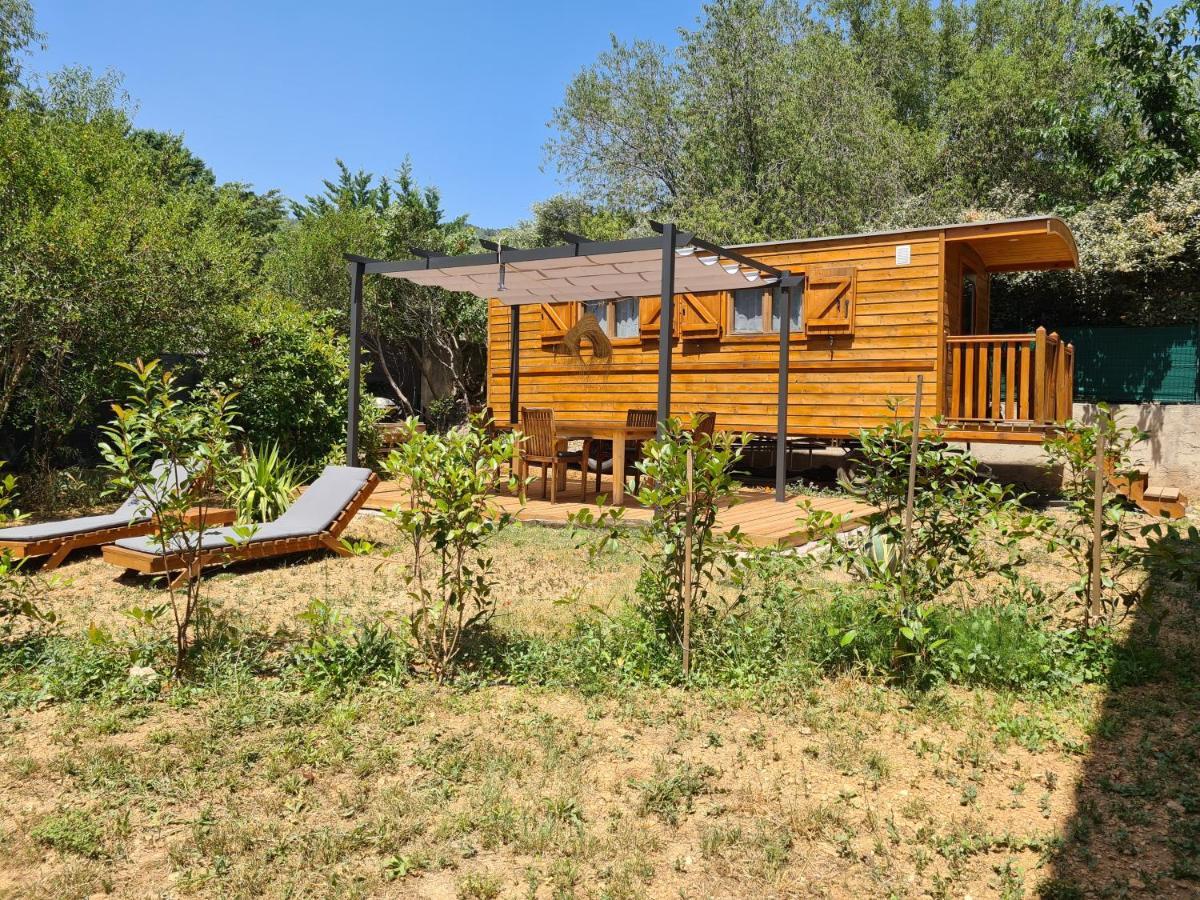 Tiny House Roulotte Villa Cuges-les-Pins Luaran gambar